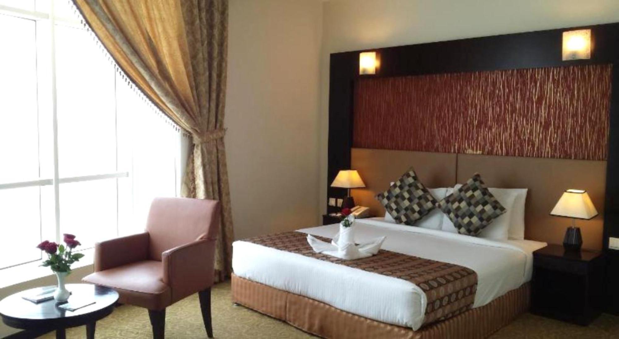 Aryana Hotel Sharjah Exterior photo