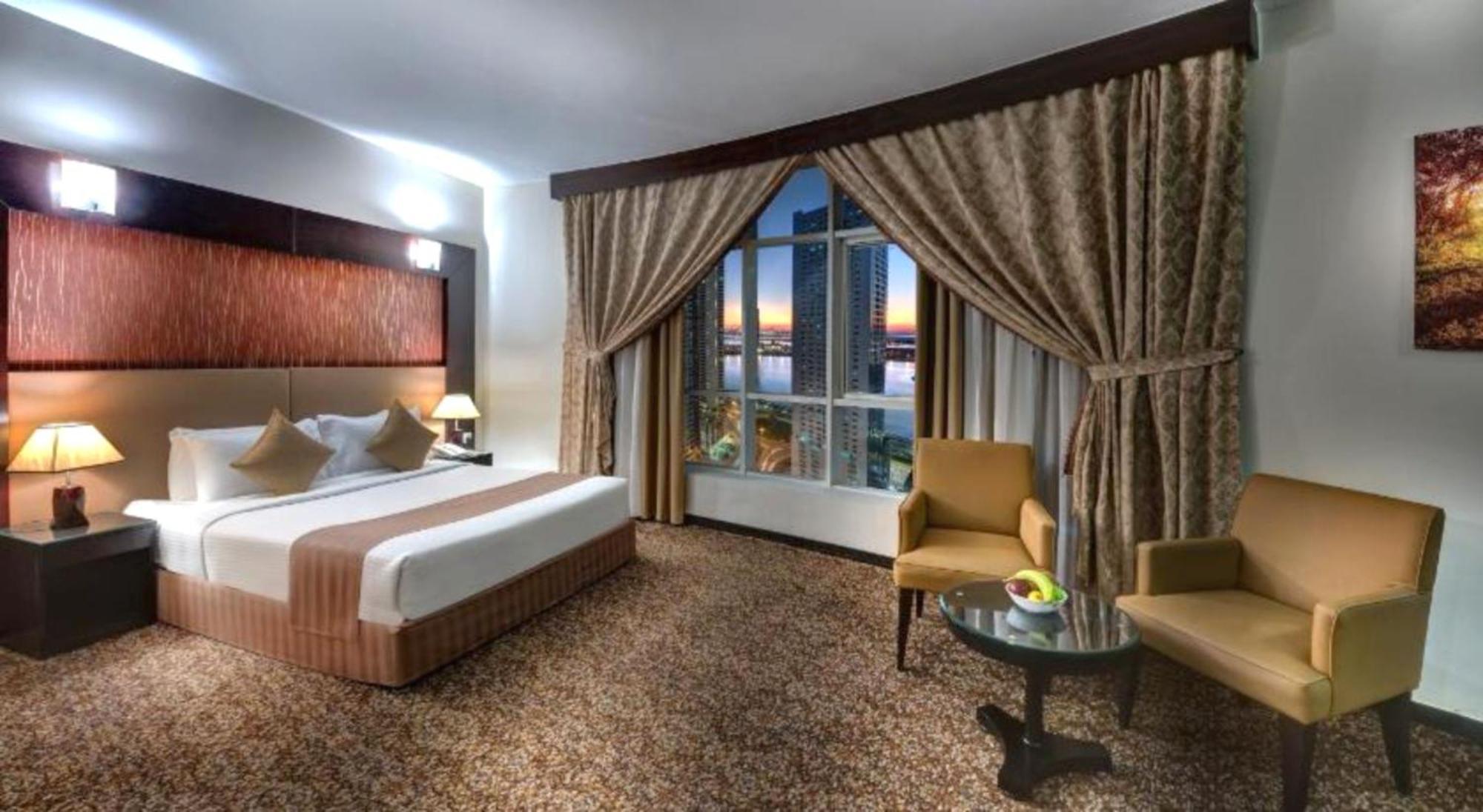 Aryana Hotel Sharjah Exterior photo