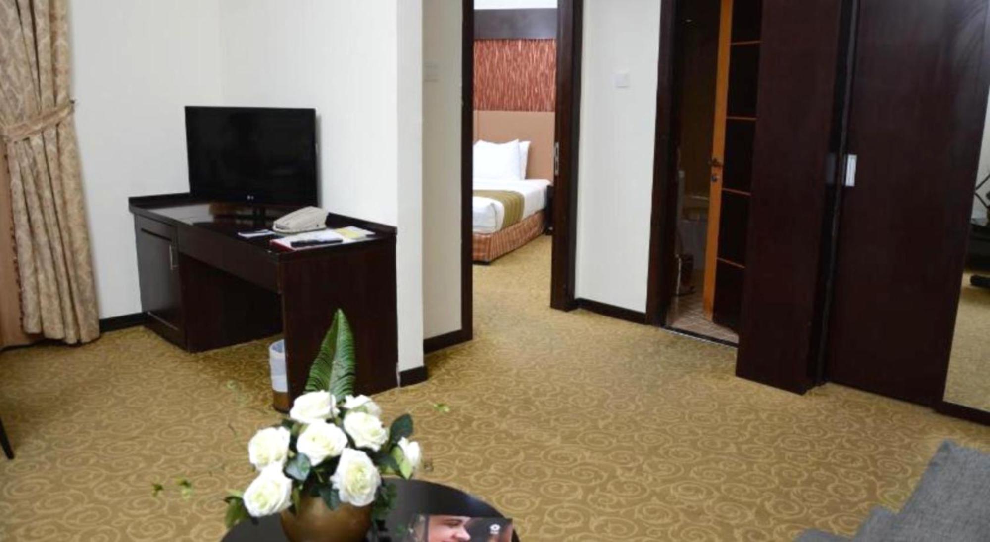 Aryana Hotel Sharjah Exterior photo
