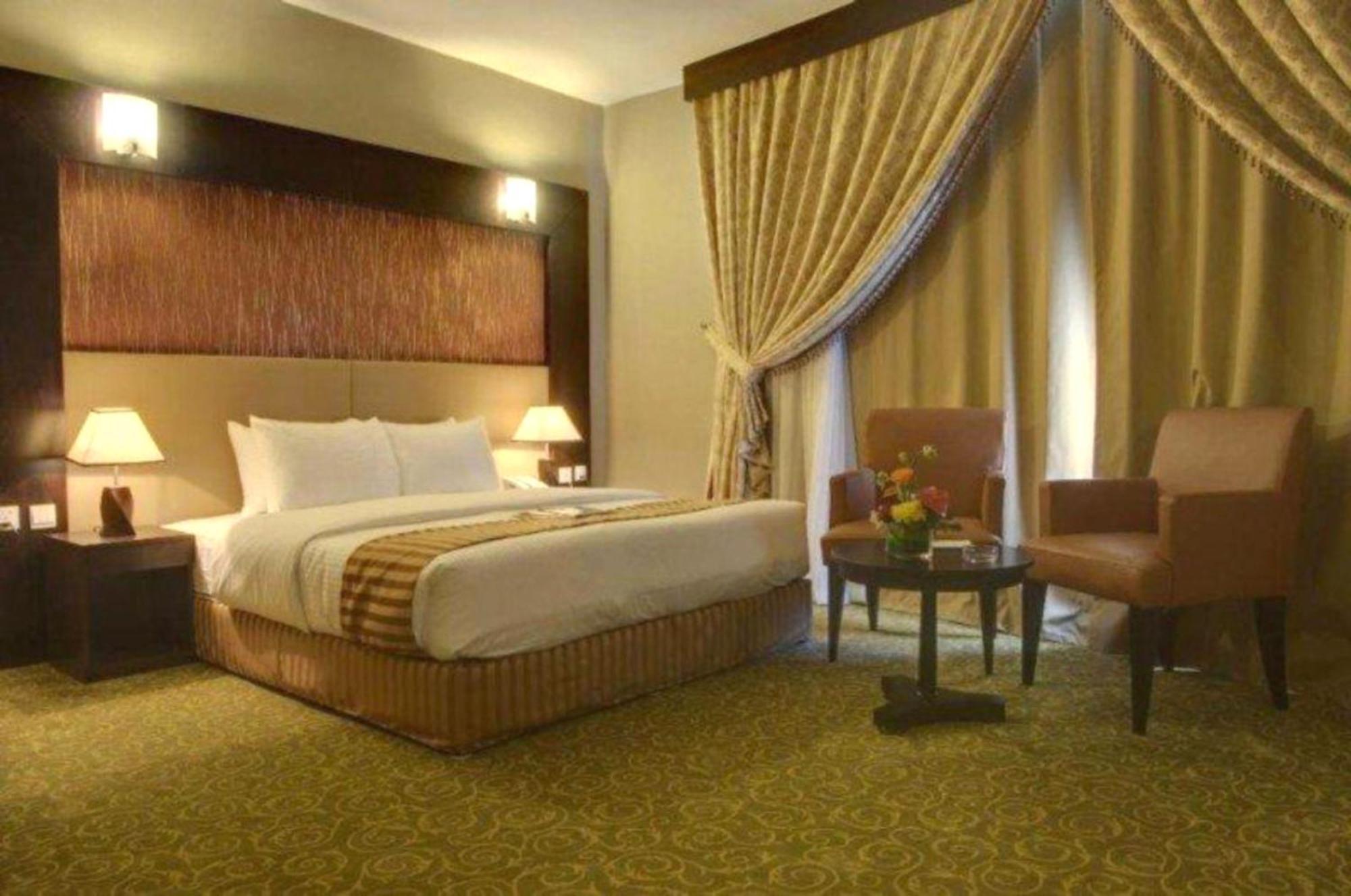 Aryana Hotel Sharjah Exterior photo
