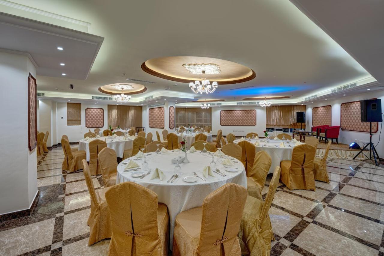 Aryana Hotel Sharjah Exterior photo